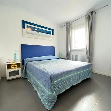 Apartment Flat *